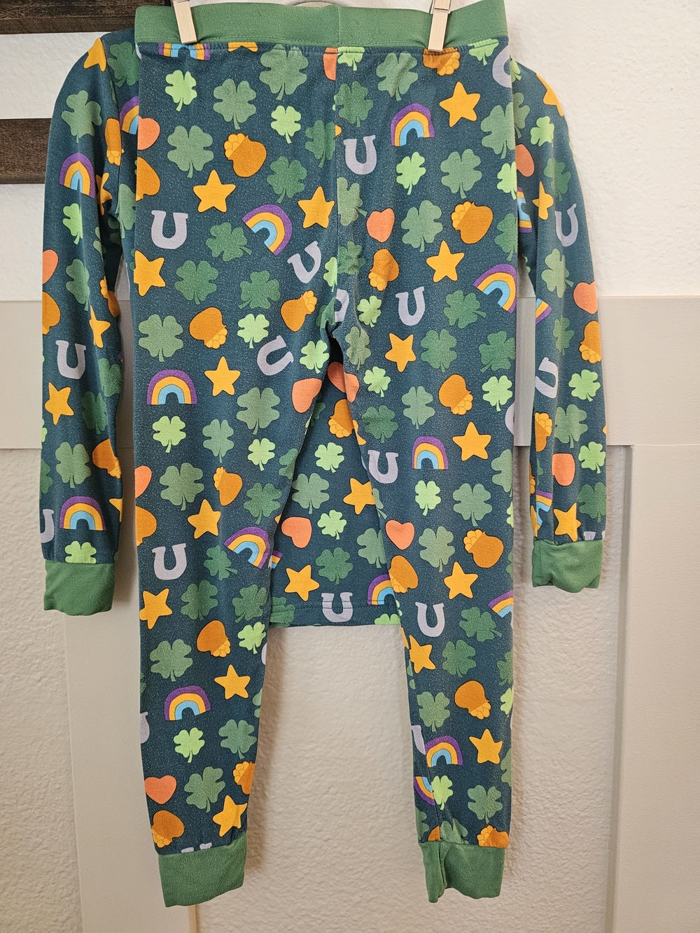 Lucky Retired LS Print 4T Long Sleeve Pants set - Picture 2 of 3